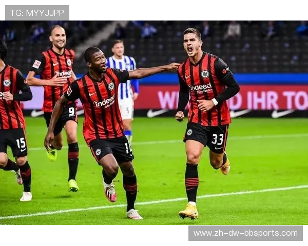 德甲球队联赛排名：德甲最新排名与冠军争夺战