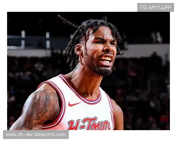 火箭队25号球员是谁，他在球队中的表现如何